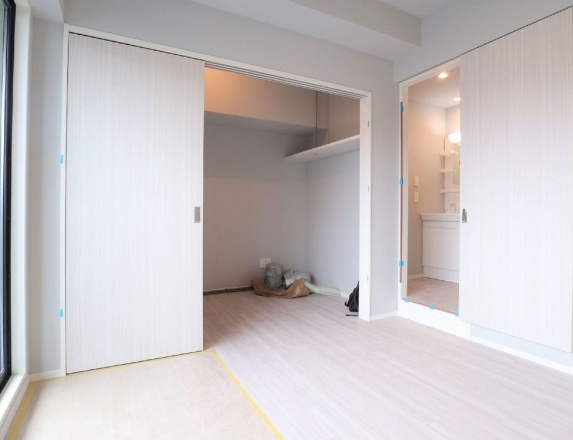 居室・リビング　☆明るい居間☆