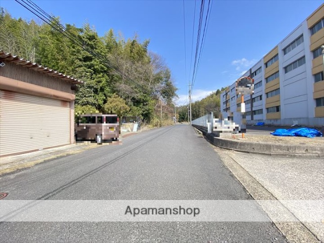 その他　前面道路（その他）まで0m