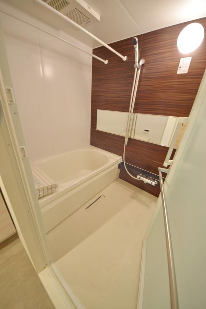 バス・シャワールーム　※105.210号室の設備施工例　現況優先