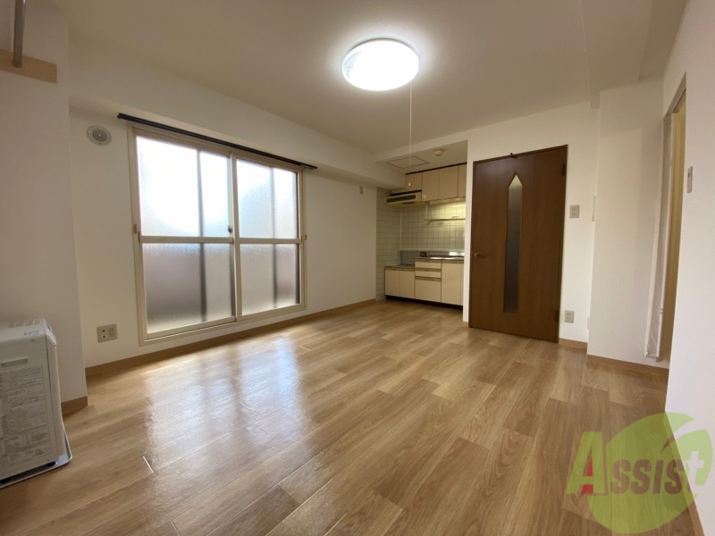 居室・リビング　広くてキレイなお部屋が広がっていて、充実した生活が送れそう。