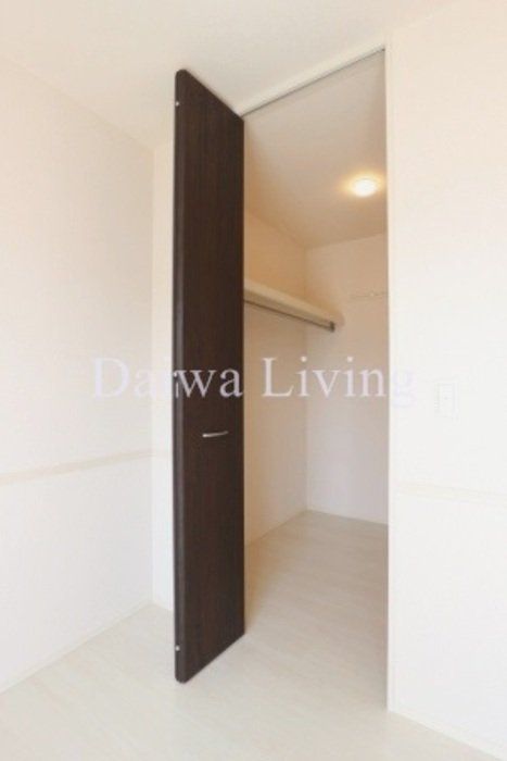 収納　※別号室参考写真です