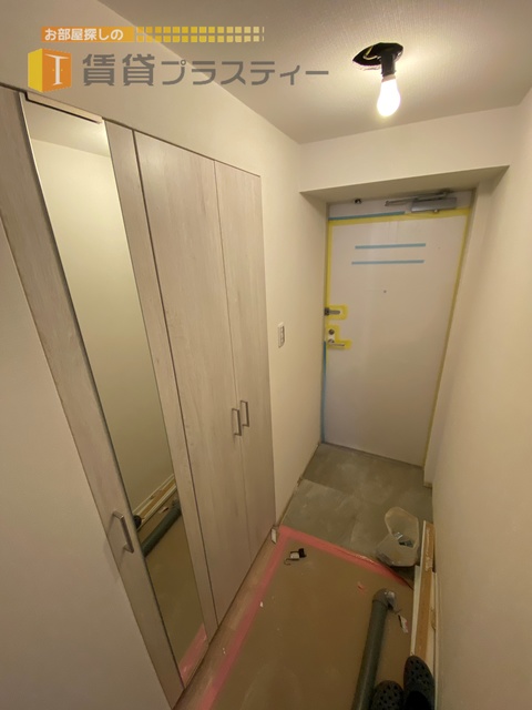 玄関　大きなシューズボックス完備。