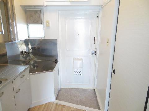 玄関　玄関（イメージ）