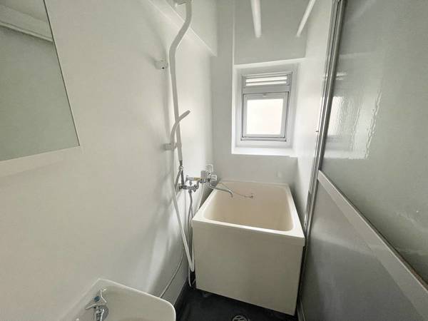 バス・シャワールーム　ビレッジハウスの同一物件・同一タイプの間取りの写真です