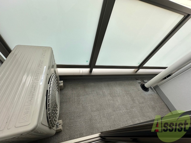 バルコニー　バルコニーがあるので洗濯物も捗りそうです。