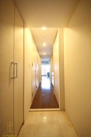 玄関　プライムアーバン御堂筋本町