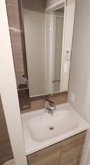 洗面設備　同仕様