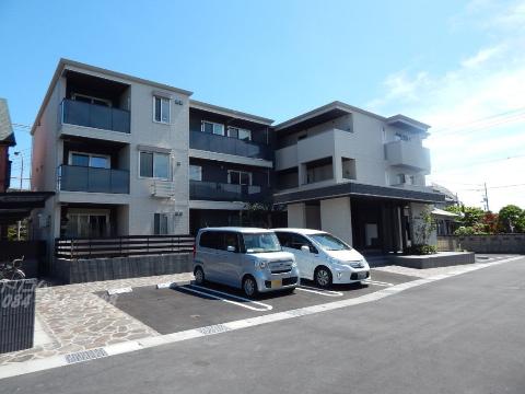 建物外観　外観写真（昼）