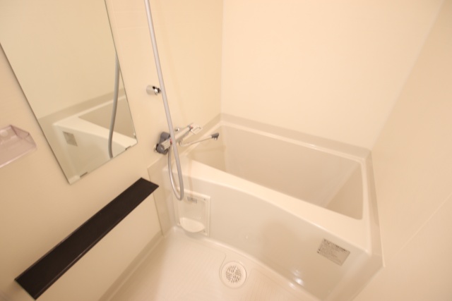 バス・シャワールーム　※別室の参考写真の為、現況優先です。