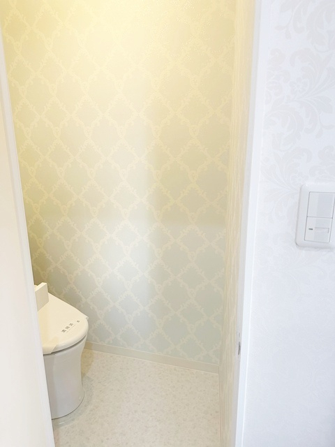 トイレ　別部屋参考写真