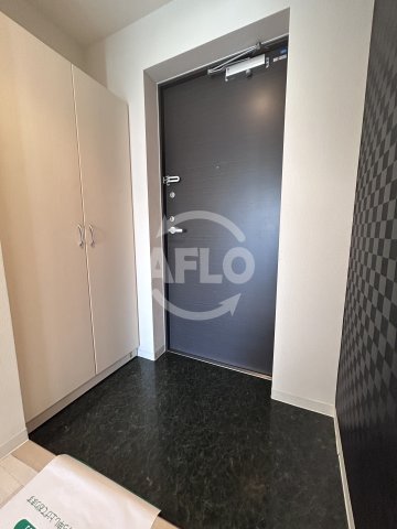 玄関　Dolce Vita 新大阪　玄関