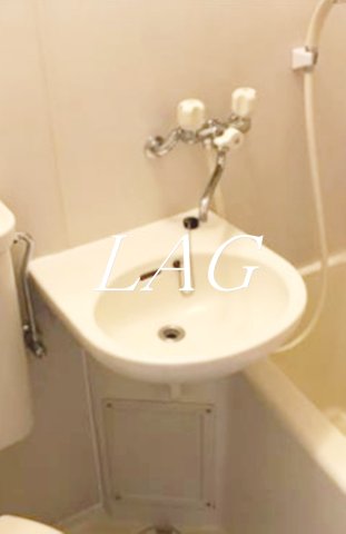 洗面設備　洗面台です。