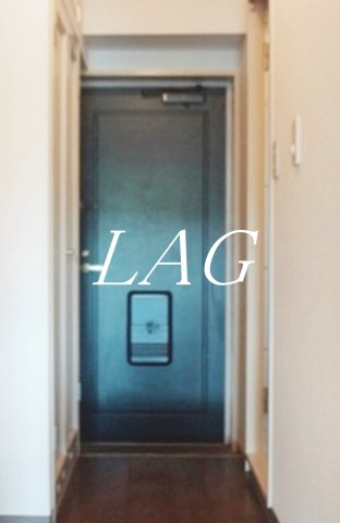 玄関　玄関です。