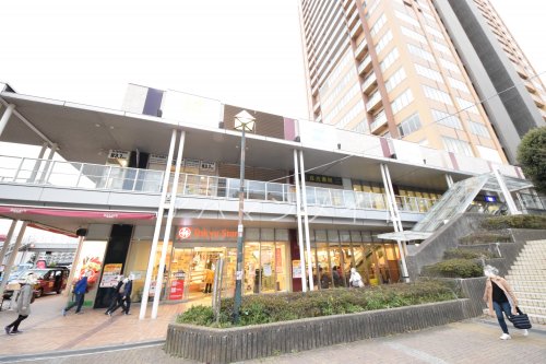 スーパー　モレラ東戸塚 東急ストア（スーパー）まで1011m