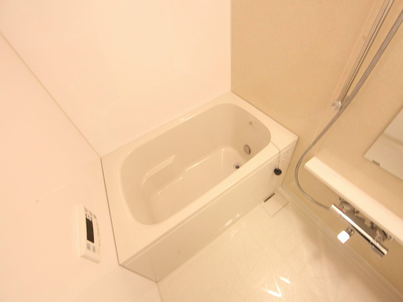 バス・シャワールーム　追い焚き　浴室暖房乾燥機　24時間換気　オートバスバスルーム