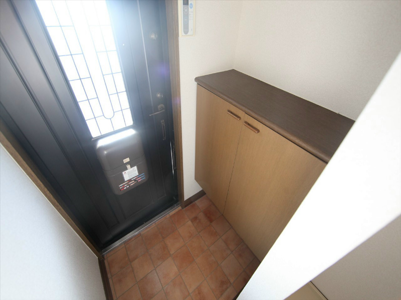 玄関　玄関　シューズボックス付