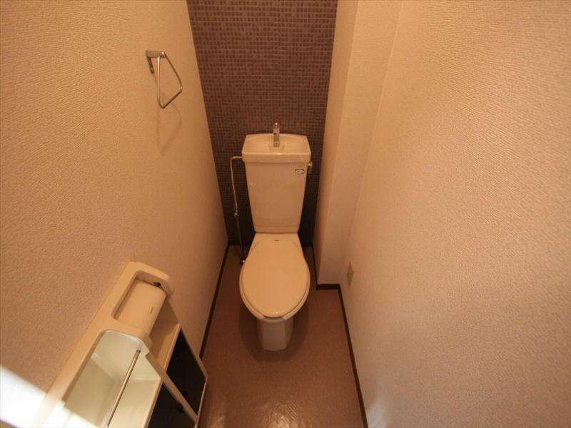 トイレ　洋式トイレ（温水洗浄便座設置可）