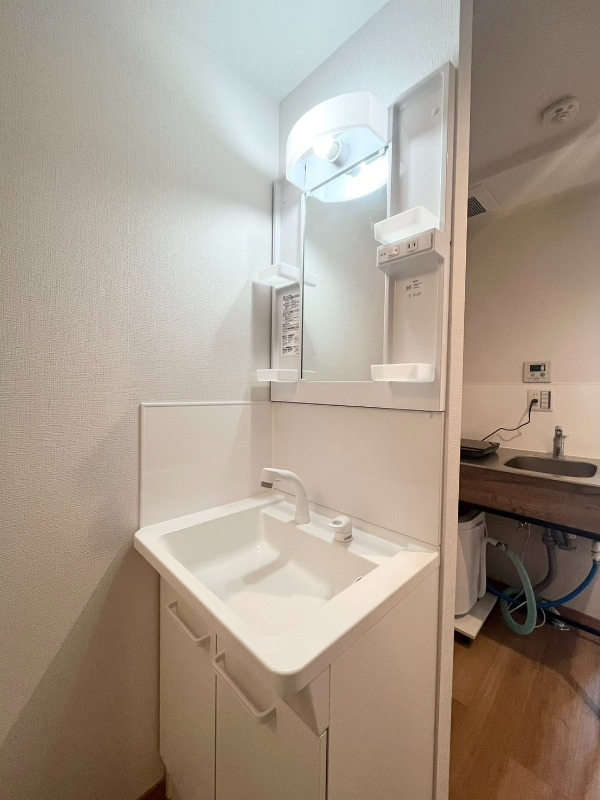 洗面設備　独立洗面台