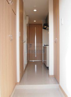 玄関　広々とした玄関部分