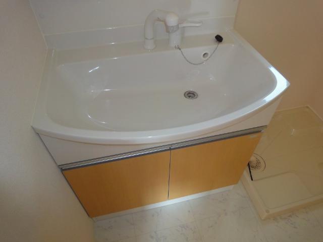 洗面設備　洗髪洗面化粧台