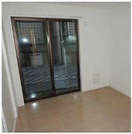 居室・リビング　別号室参考写真