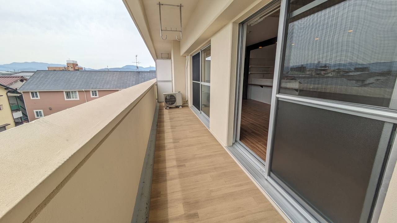 バルコニー　バルコニー