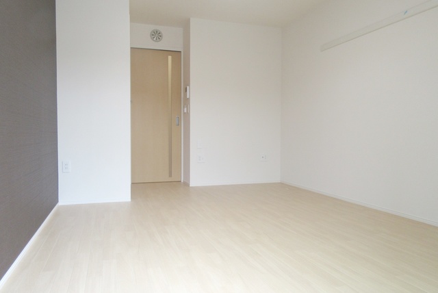 その他部屋・スペース　逆アングルからみた洋室です♪