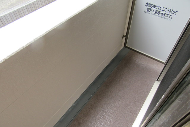 バルコニー　お洗濯ものも干しやすいバルコニーです♪