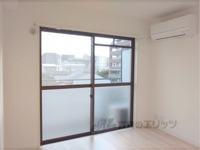 居室・リビング　洋室