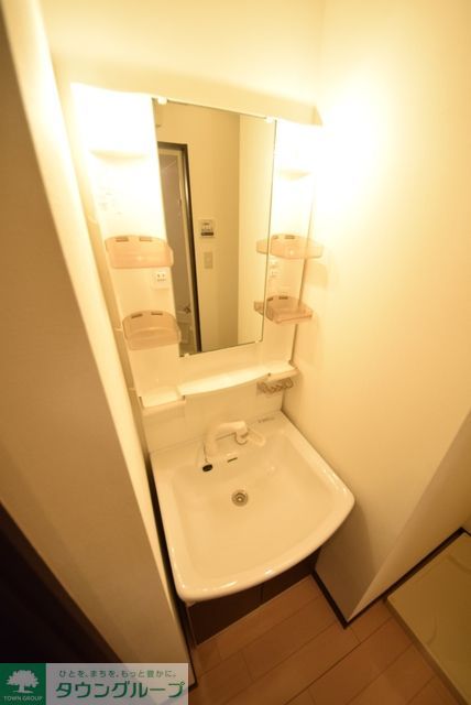 洗面設備　104号室参照写真