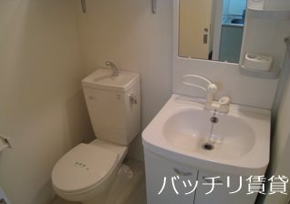 トイレ　※同型タイプ写真の為、現状優先。初期費用分割可能