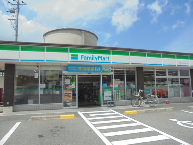 コンビニ　ファミリーマート 草津かがやき通り店（コンビニ）まで230m