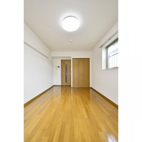 居室・リビング　☆明るい居室☆