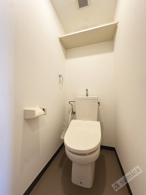 トイレ　温水洗浄便座