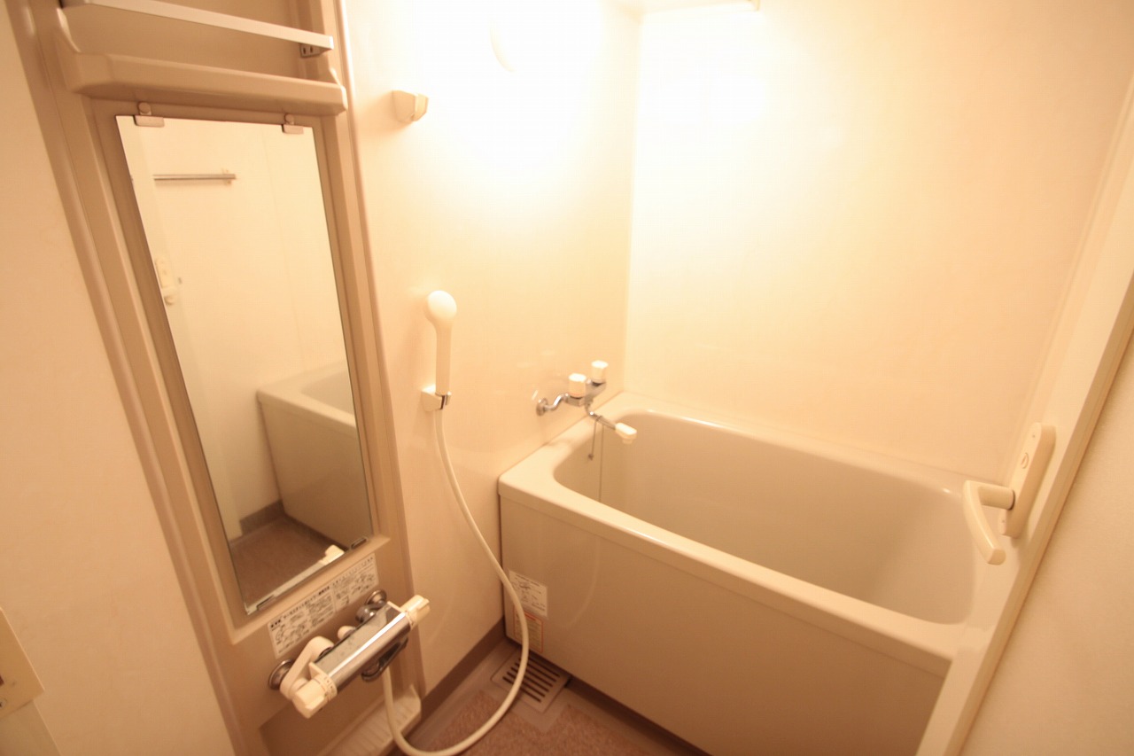 バス・シャワールーム　☆広く綺麗なお風呂☆