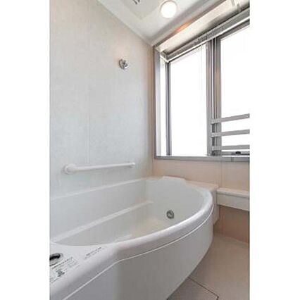 バス・シャワールーム　※別部屋の参考写真です。