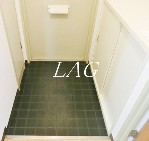 玄関　玄関です。