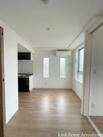 居室・リビング　写真は別のお部屋です。（現況を優先してください）