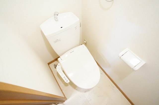 トイレ　同型イメージ