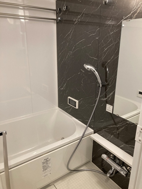 バス・シャワールーム　※写真は同タイプ住戸です。