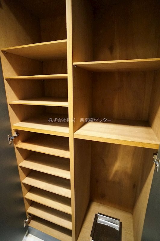 その他設備　下駄箱