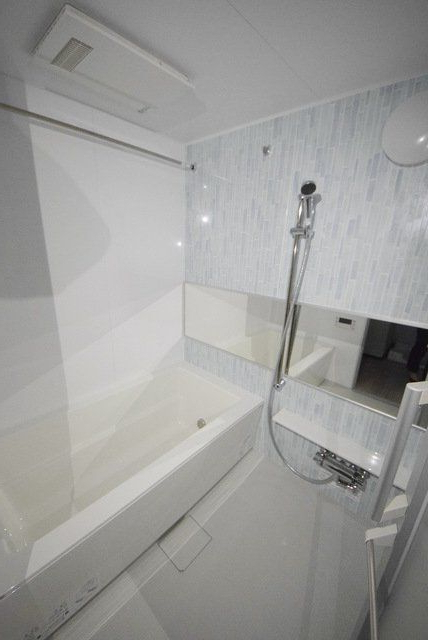 バス・シャワールーム　清潔な浴室！