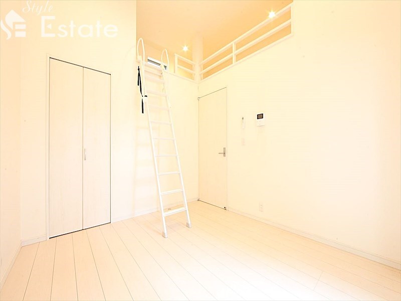 居室・リビング　内装