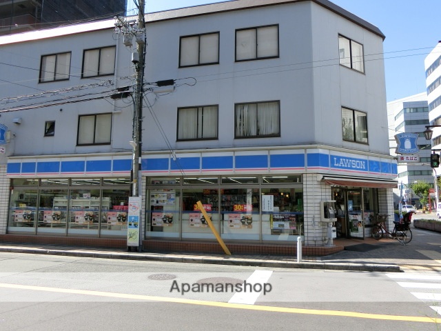 コンビニ　ローソン（コンビニ）まで140m