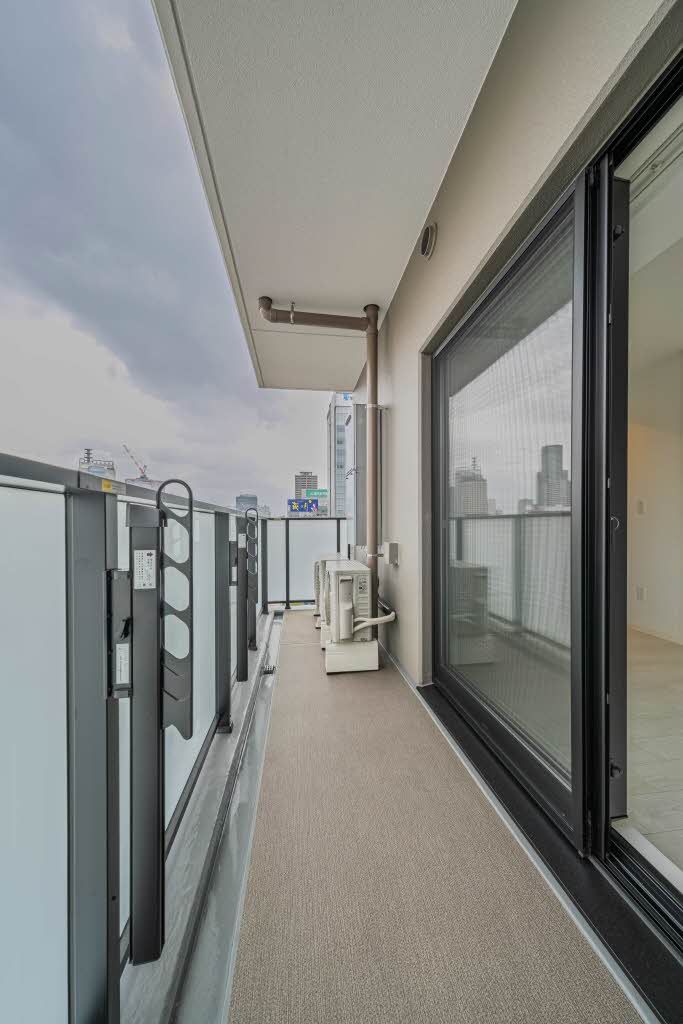 バルコニー　バルコニー