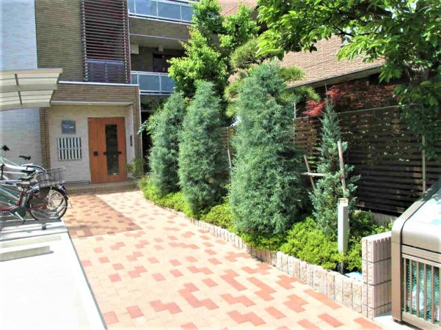 エントランス　綺麗なエントランス♪