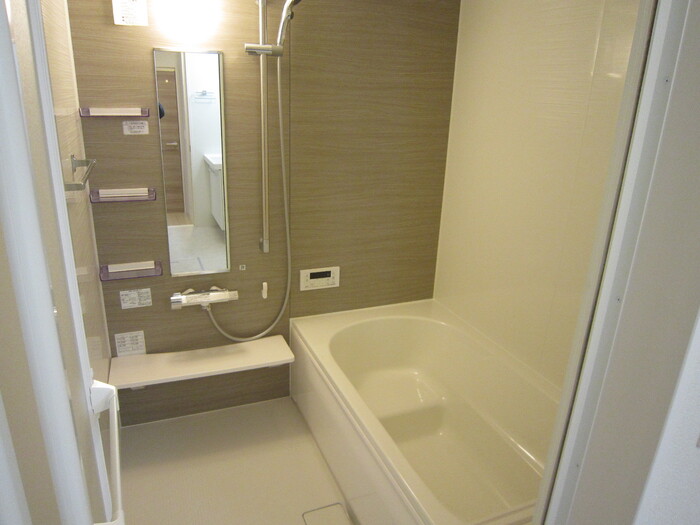 バス・シャワールーム　きれいなお風呂です