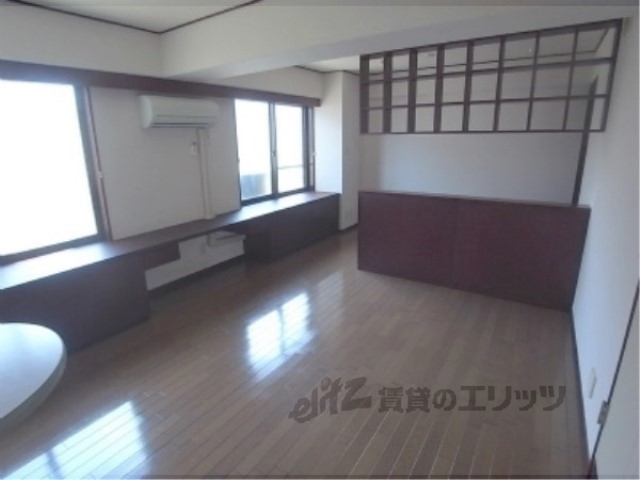 居室・リビング　洋室