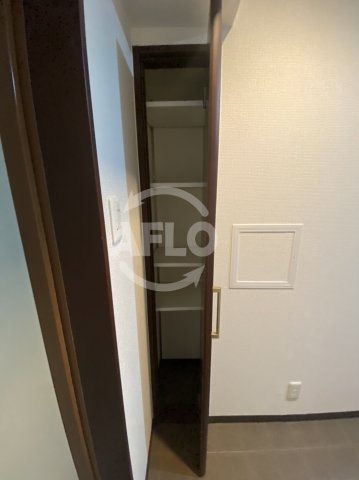 収納　U-ro玉造　シューズボックス