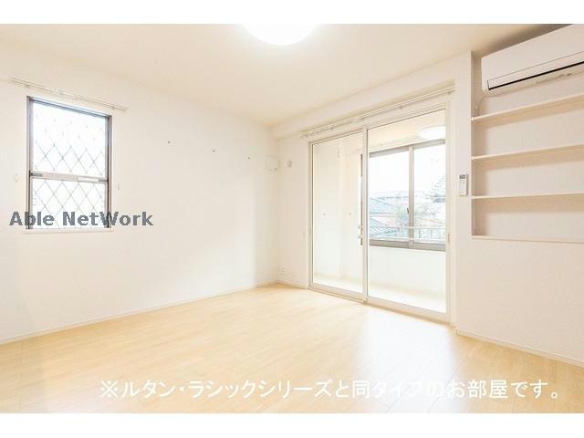 居室・リビング　※同型タイプ参考写真